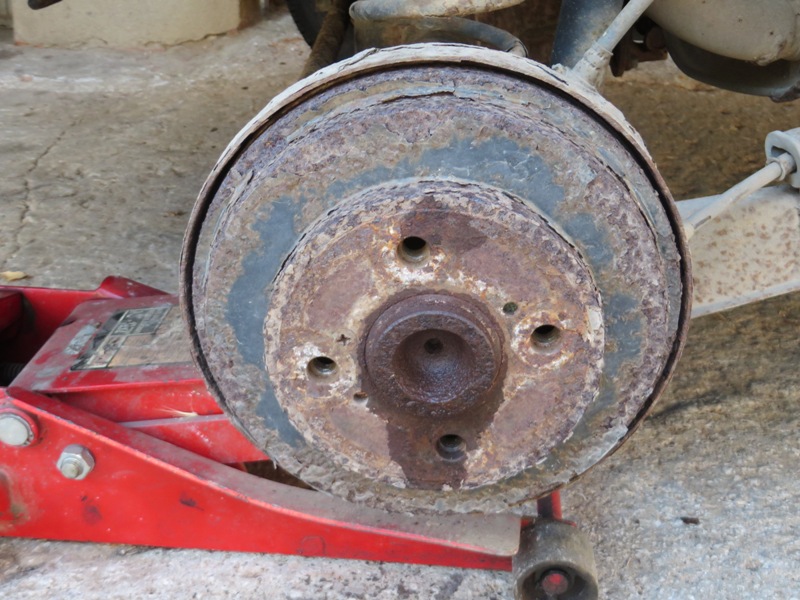 Wheel hub corrosion